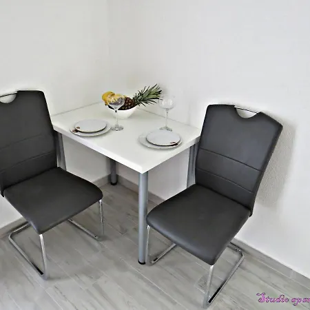 Apartman With A Parking Space Podstrana, Split - 15377 *