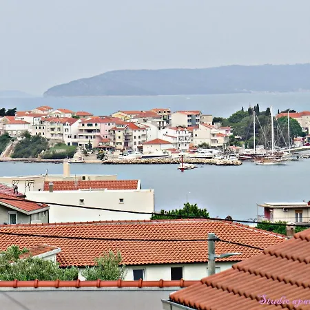 Apartman With A Parking Space Podstrana, Split - 15377 Podstrana